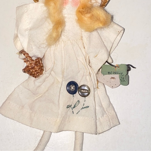 Primitive Look Cloth Rag Doll with Basket & Birdhouse by Westwater Enterprises - Picture 5 of 7